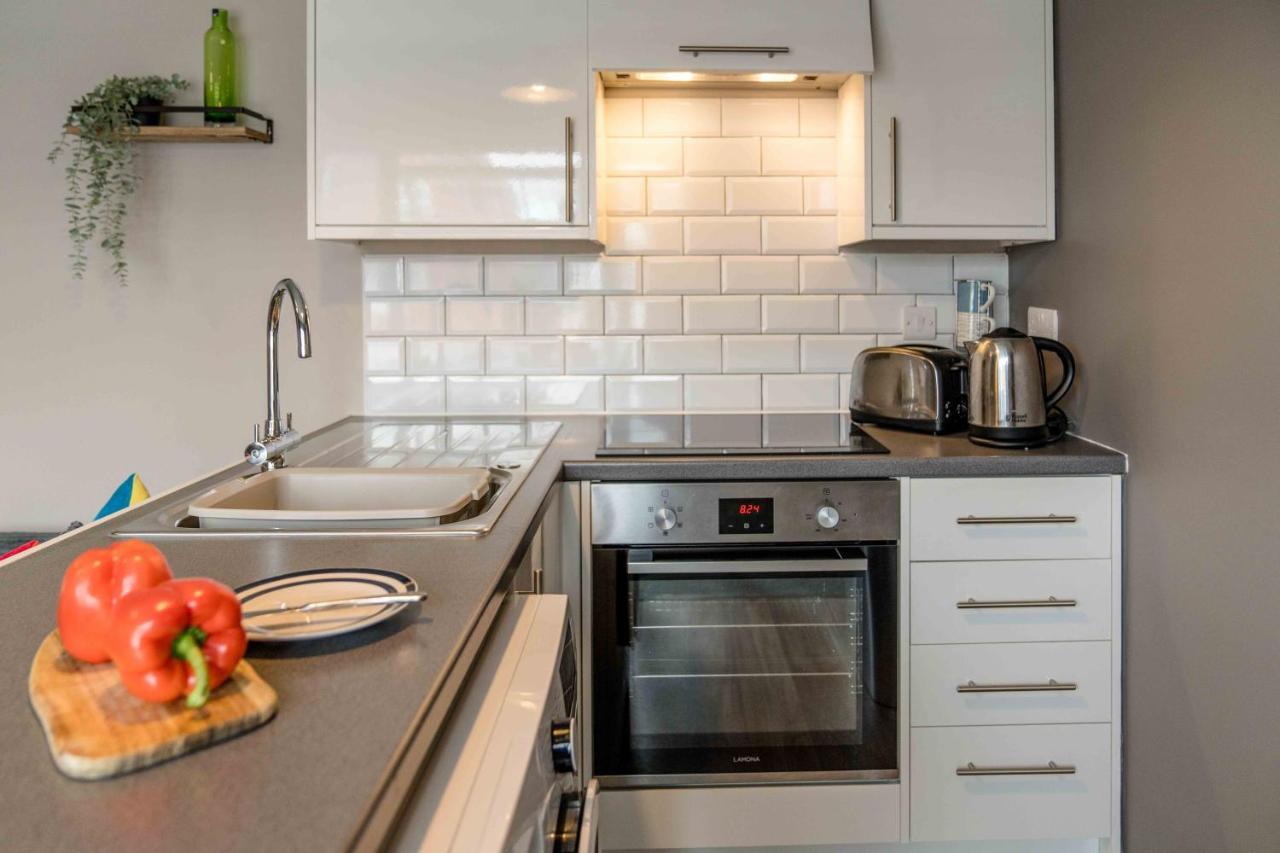 The Exchange Apartments With Permit Parking Tewkesbury Extérieur photo